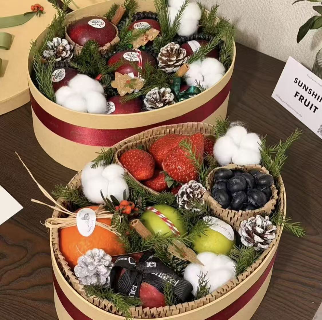 椰圆型氛围感高级水果混搭礼盒